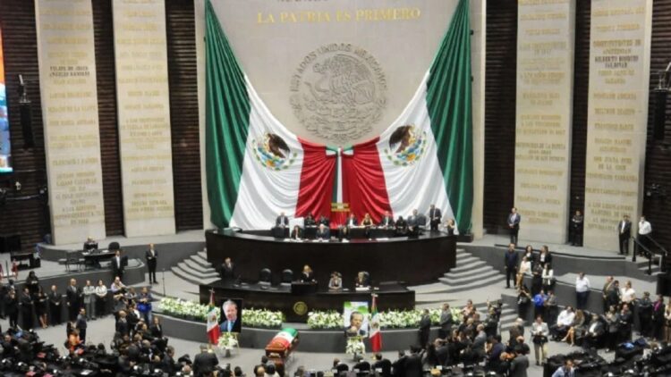 Hasta febrero se abordará reducción de la jornada laboral