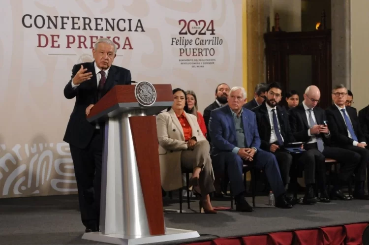 Paquete de reformas incluye modificación a 36 artículos constitucionales, señala AMLO