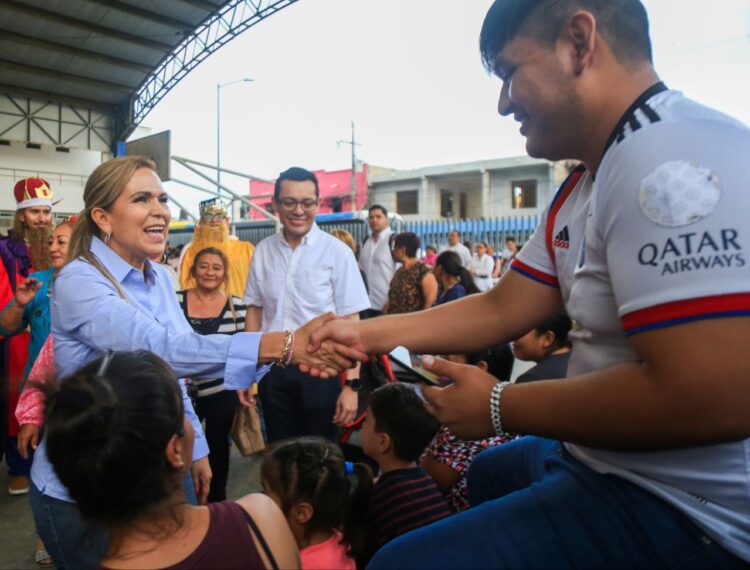 Miles disfrutaron de convivencia familiar en Playa del Carmen