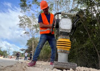 Llama gobierno de Isla Mujeres a tomar precauciones viales por las obras de infraestructura