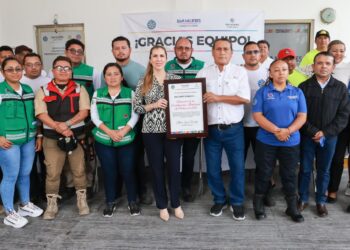 Reconoce y fortalece Atenea Gómez al personal de Protección Civil en Isla Mujeres