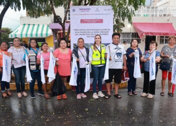 Fortalece Atenea Gómez Ricalde infraestructura en Isla Mujeres con obras de pavimentación