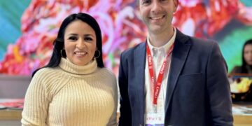 Estrechan Puerto Morelos y Catral, España lazos de promoción en FITUR 2024