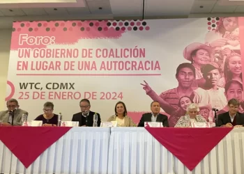 Defiende Xóchitl Gálvez acuerdos partidistas para plurinominales al Congreso