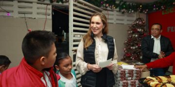 Atenea Gómez supervisa operativo de regreso a clases en Isla Mujeres
