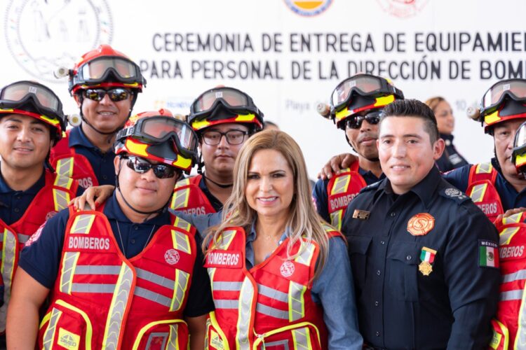 Playa del Carmen con el mejor equipo para bomberos en el estado