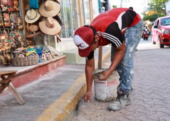 Avanza transformación de infraestructura en la zona Centro de Isla Mujeres