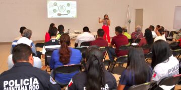 Refuerza Contraloría de Puerto Morelos capacitación a servidores públicos