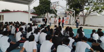Imparte IMM de Puerto Morelos pláticas sobre violencia de género