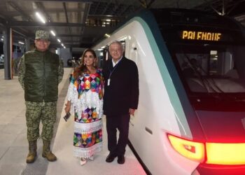 AMLO inauguró el segundo tramo del Tren Maya, de Cancún a Palenque