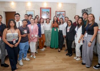 Visita “Cabildo Juvenil 2024” Palacio Municipal de Cancún