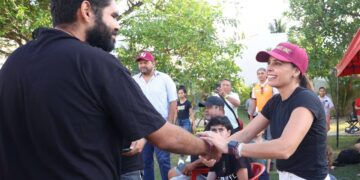 Gobierno de Cancún combate transmisión de enfermedades con descacharrización