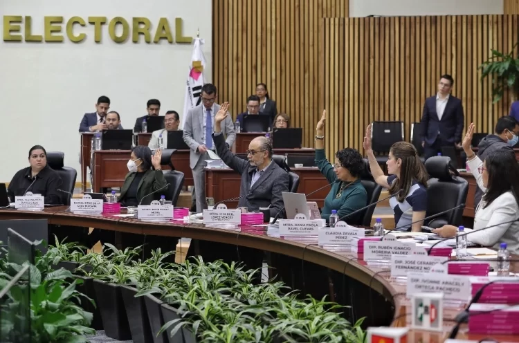 INE multará a todos los partidos y aspirantes por irregularidades en precampaña