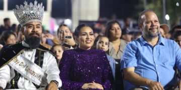 Música, baile y mucha diversión se conjugan en la segunda noche del Carnaval de Puerto Morelos 2024