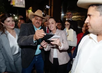 Refrenda Claudia Sheinbaum buscar que inversiones representen desarrollo