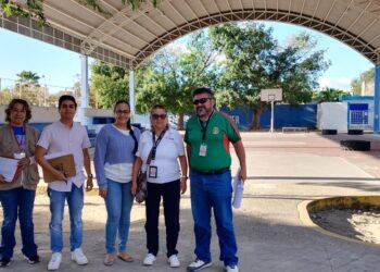 Recorren funcionariado del IEQROO e INE secciones del municipio de Solidaridad