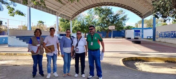 Recorren funcionariado del IEQROO e INE secciones del municipio de Solidaridad