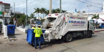 Redoblan esfuerzos para mantener limpia y ordenada Isla Mujeres