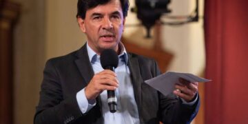 Jesús Ramírez Cuevas, vocero de AMLO, en camino a San Lázaro