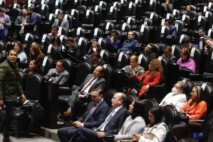 Desbandada en la Cámara de Diputados en búsqueda de candidaturas
