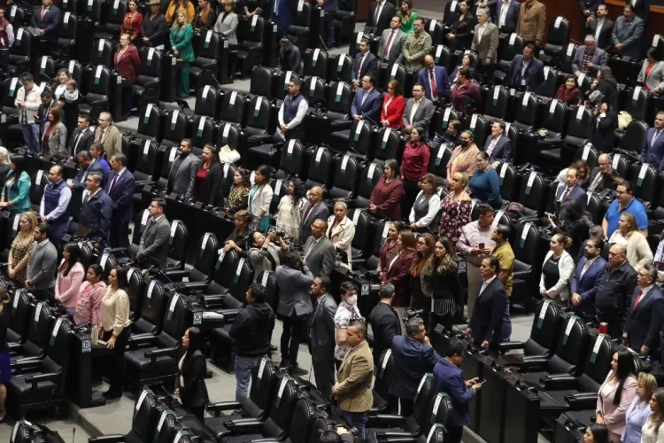 Ríspida discusión por paquete de iniciativas entre Morena y oposición