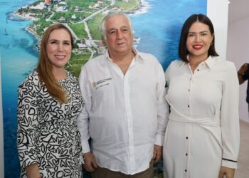 Impulsan éxito turístico en Isla Mujeres con bienestar compartido a través del Consejo Consultivo de Turismo