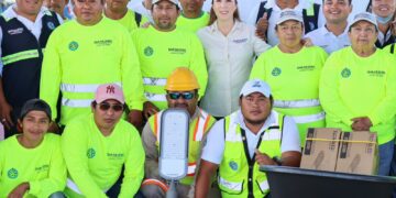 Fortalece gobierno de Isla Mujeres Dirección de Servicios Públicos con entrega de equipamiento y herramientas de trabajo