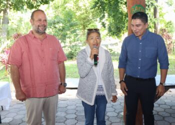 Conviven adultos mayores de Puerto Morelos en el “Kooten Hanal”
