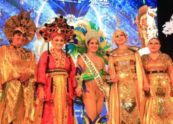 Gran algarabía en coronaciones de Reyes y reinas del Carnaval 2024 en Playa del Carmen