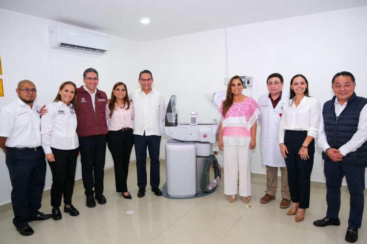 Mara Lezama y Beneficencia Pública entregan mastógrafos y apoyos funcionales