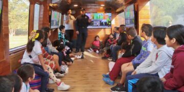 Aprenden estudiantes de Puerto Morelos medidas de seguridad como transeúntes y usuarios del transporte público