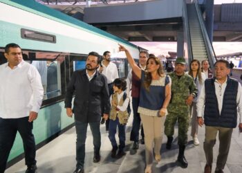 En Tren Maya, sostienen Mara Lezama y Zoé Robledo mesa de trabajo en temas de salud para Quintana Roo