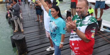 Vive Puerto Morelos gran ambiente deportivo con el XIX Maratón de Aguas Abiertas