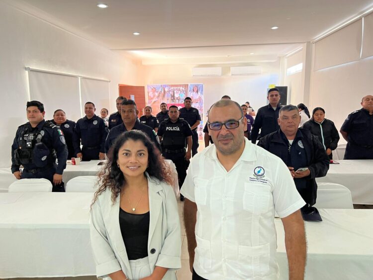 Capacita gobierno de Isla Mujeres a las y los elementos policiacos en el combate frontal a la corrupción