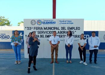 Realizan 4ª Feria del Empleo en Puerto Aventuras
