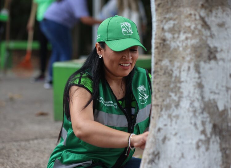 Intensa Jornada de Limpieza de Espacios Públicos en Puerto Morelos