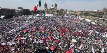 Se llena el Zócalo para el arranque de campaña de Claudia Sheinbaum