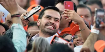 Reta Jorge Álvarez Máynez al INE con batería de spots contra políticos