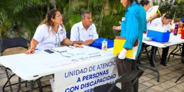 Buscan mayores oportunidades para personas con autismo en Playa del Carmen