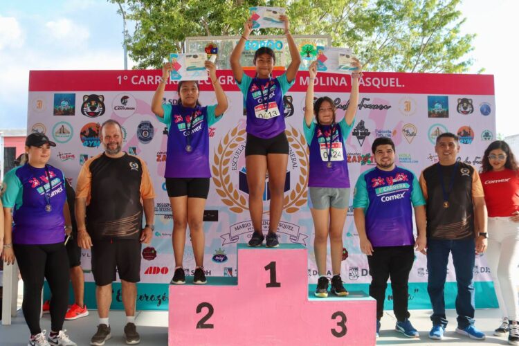 Registró gran participación carrera con causa en Puerto Morelos