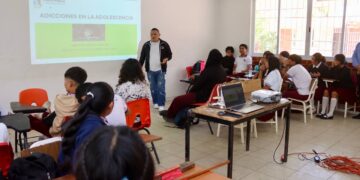 Previenen adicciones en escuelas de Puerto Morelos