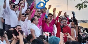 Tiene Lili Campos festivo registro de su candidatura ante el IEQROO