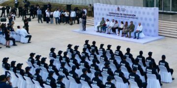 Se gradúa nueva generación de elementos estatales para sumarse a estrategia de construcción de paz