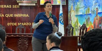 Imparte Gobierno de Isla Mujeres plática para motivar y empoderar a las niñas isleñas