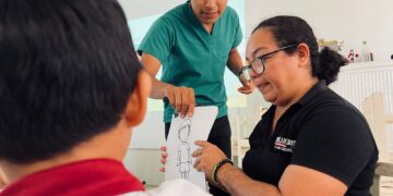 Imparten plática-taller "Cuidando de mi" en Isla Mujeres
