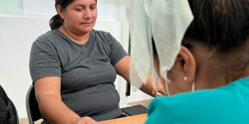 Servicios médicos gratuitos en Centros de Desarrollo Comunitario de Isla Mujeres