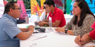 En el marco del “Día Internacional de la Mujer”, realizan feria Empléate Mujer en Cancún