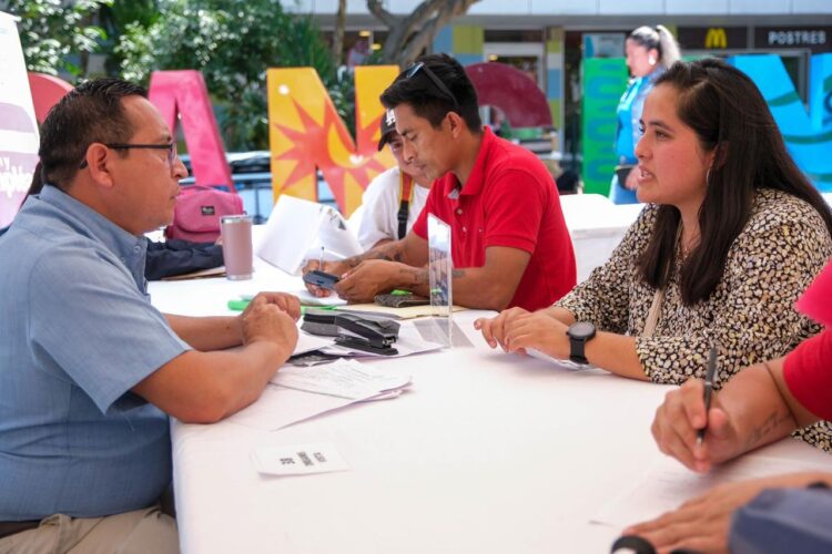 En el marco del “Día Internacional de la Mujer”, realizan feria Empléate Mujer en Cancún