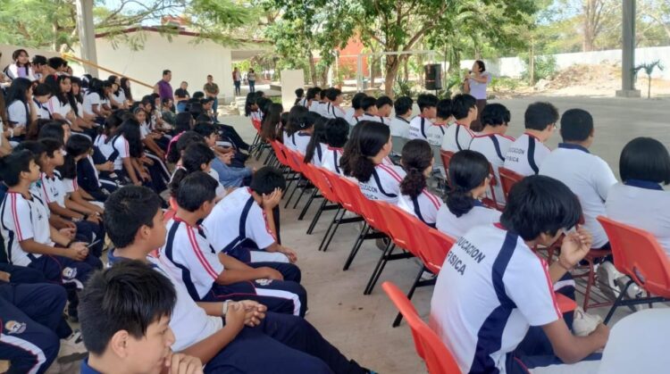 IQM imparte ciclo de pláticas sobre igualdad de género y derechos humanos en Cozumel