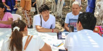 Acercan servicios a colonias de Playa del Carmen con jornada "Estoy Contigo"